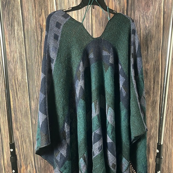 Bobbie Brooks Wrap - Picture 5 of 7